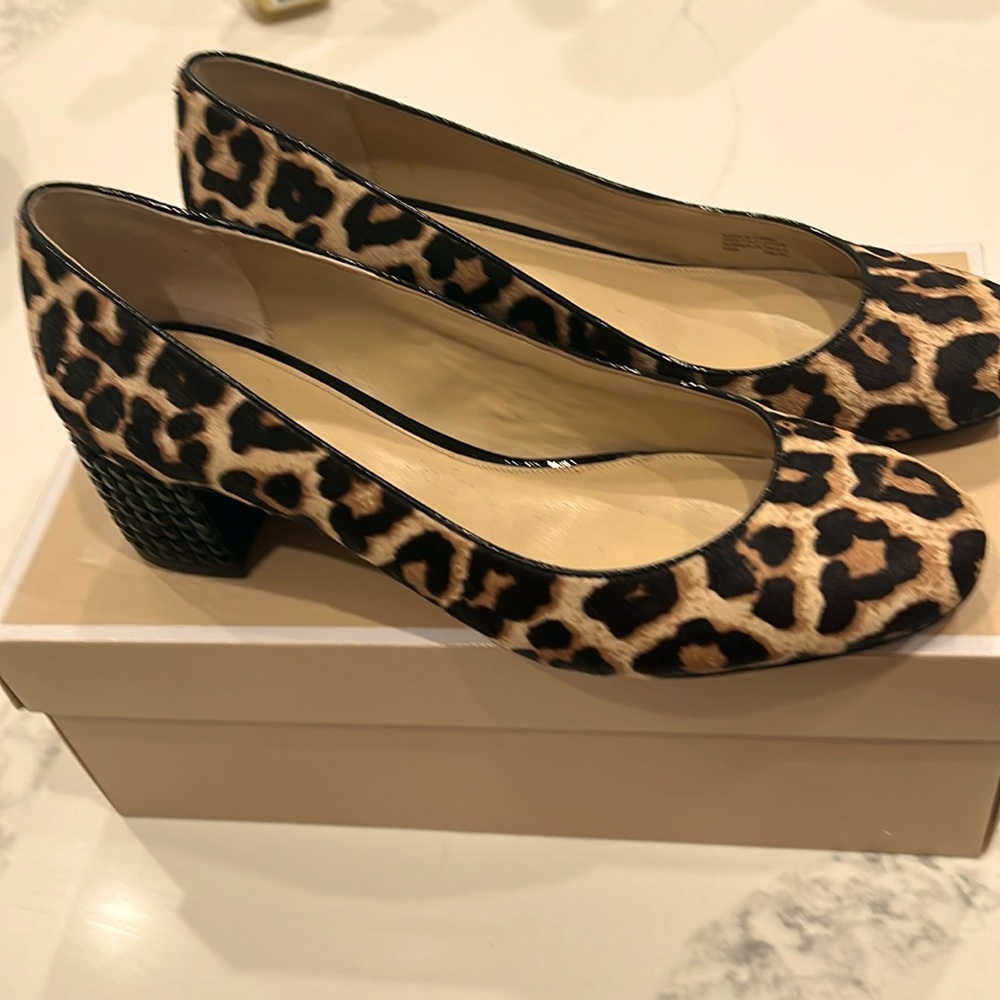 Michael Kors 9.5 Arabella Kitten Pumps Leopard Printed Haircalf